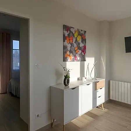 Les Raisins Du Bonheur Bed and Breakfast