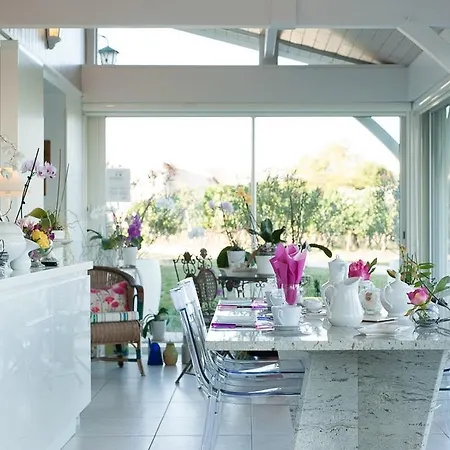 Bed & Breakfast Les Raisins Du Bonheur *