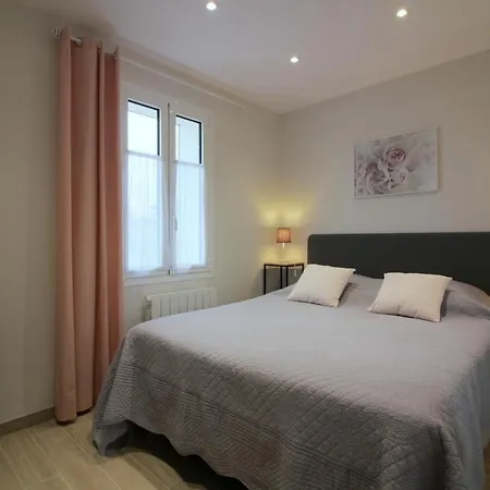 Bed & Breakfast Les Raisins Du Bonheur Puisseguin