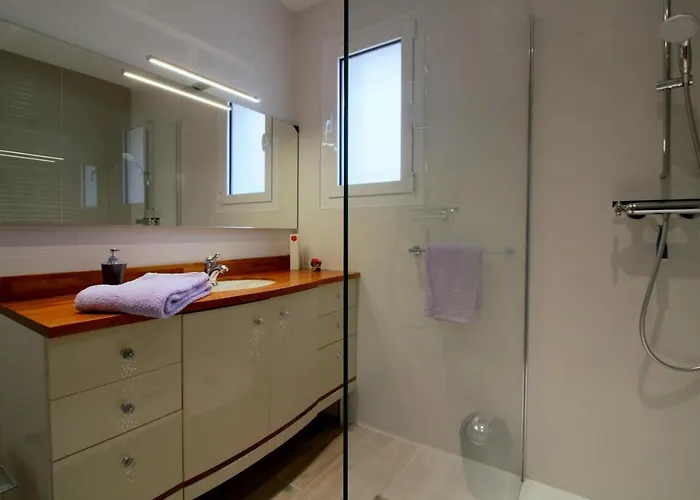 Bed and Breakfast Les Raisins Du Bonheur 3*